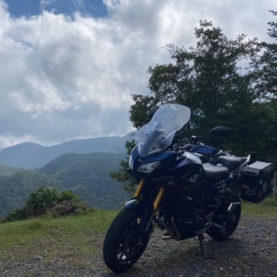 愛知県名古屋市出身。主にツーリング時に呟きます。Vino→DS250→DS4→XVS1300A→MT-09 TRACER→TRACER900GTなYAMAHA好きです。