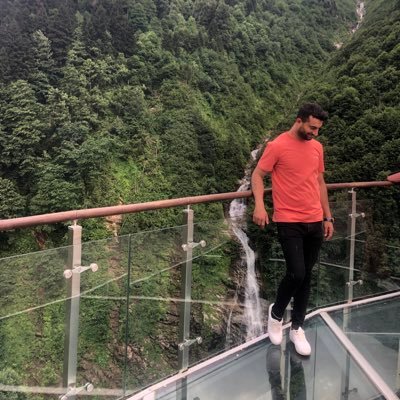 Ahi Evran Üniversitesi 💛GALATASARAY❤ Çay içiyorsanız bitmemiş bişeyler vardır...