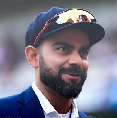 @Cristiano 🇵🇹 • @ImVkohli 🇮🇳 • @RealMadrid 🇪🇸 • @RCBTweets 🇮🇳 •