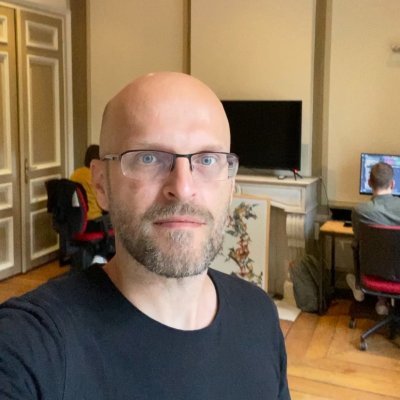 mathematician, artist and indie game dev turned tech entrepreneur