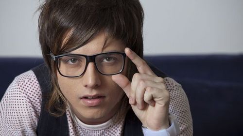 Vc ama @pelanzarestart ? Entao siga! FC em homenagem a esse garoto lindo! Dona: @Sofia_Andrade_ Since: 27.03.2011 =] *---*