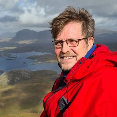 Personal account of @dropdeadchocs . Ex geologist. Music, Rugby, F1, Outdoors, Photography, Mental health. No politics. Be nice or go away.