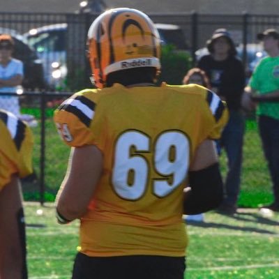 @KENSINGTON_HS🏈 #69 Center and guard Check out Malachi Ocampo on @Hudl https://t.co/n0DcvxCuYj #hudl