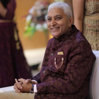 Devotee of Sri Sri Paramahansa Yogananda founder of Yogoda Satsanga Society of India, Ranchi.
https://t.co/81iNo52igR