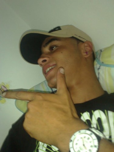 OtvioHenrique10's profile picture. 