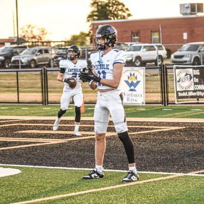 Lexington Catholic High School 2025 🏈 WR ⚾️ MIF 859-270-4546 || 6’3 180 lb || 2x All District ||jackson.kreutzer@icloud.com