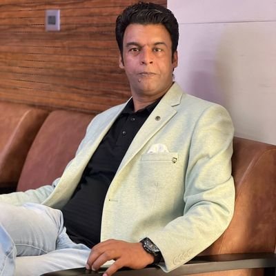 Former Chairman (Mayor) of Sufi Courtyard Aishmuqam Town. Teacher, Speaker, Analyst, Debator & Socio-Political Activist.Tweets reflect my personal opinion.