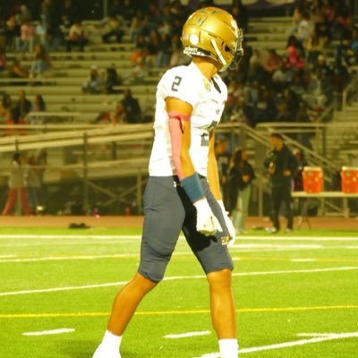 Elk Grove /25 6’2 180lbs CB S RB WR CELL(661-527-7110) 1st Team Sac Bee all Metro AP Defense