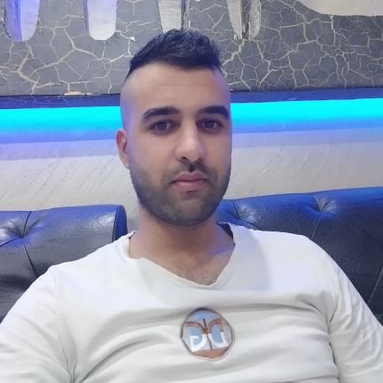 MakhloufZe99800's profile picture. 