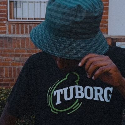 DanMwagodi's profile picture. Trader📈 |~| Gamer🎮 |~| SM© ~ QT🐏 ~