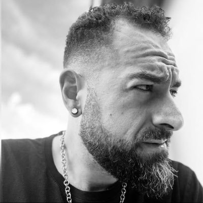 Rothbart83's profile picture. Pornhub model. 🇮🇪 🐻Amichevole, gentile ed esibizionista. Friendly, polite and exhibitionist