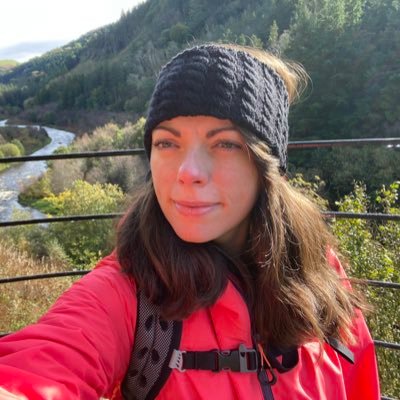 Clinical Psychologist working in Neuropsychology. All views my own. Loves: being outdoors 🌳 live music 🎶 sport 🏀 & rescue dog Ria 🐾