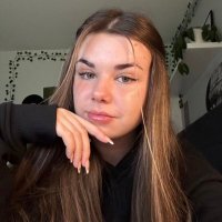 leonie (with a smiley face)(@leoniewxs) 's Twitter Profile Photo