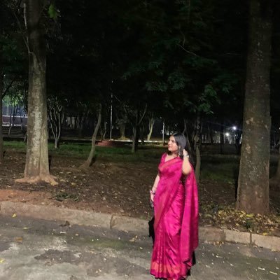 IvaSingh's profile picture. ⚖️👩‍🎓| Trying to do better than just good enough 🌱