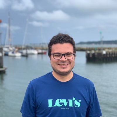 Software Engineer at @Onfido and Cofounder at @aramwest