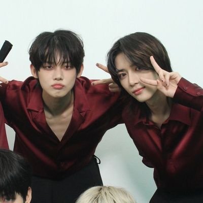 yvesmes's profile picture. STREAM RINGO