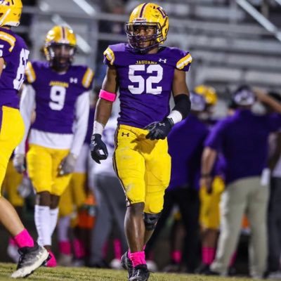 6’0 1/4|211lbs| LB/DL #52 3.1 GPA Desoto Central Class of 2024 315 bench 485 squat 275 power clean |4.62 40| treycarter0309@gmail.com #901-292-0661 CONTACT ME