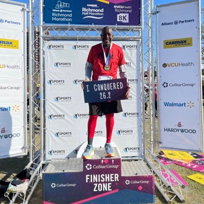 RUNJOSEPH_RUN's profile picture. Runner, Family Man, Educator, The Educated  Runner