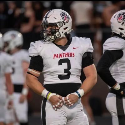 Jackson County/ 2024/LB, FB /6’0” 240lbs /365 bench-225 x 20 reps/465 squat/265 power-clean/3x All Region LB, ALL STATE LB/ NCAA ID 2201419194/ C#-678-622-9082