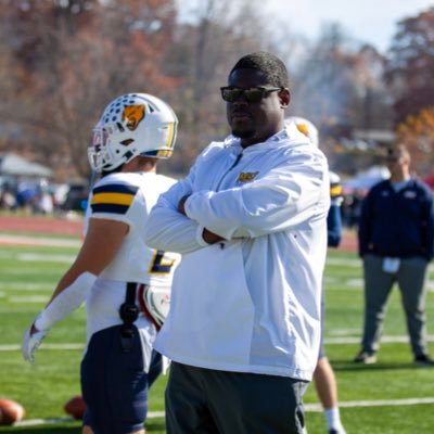 Offensive Coordinator/ QB Coach @ Mount St. Joseph University  #DEFENDtheMOUNT 2022 & 2023 HCAC Champions