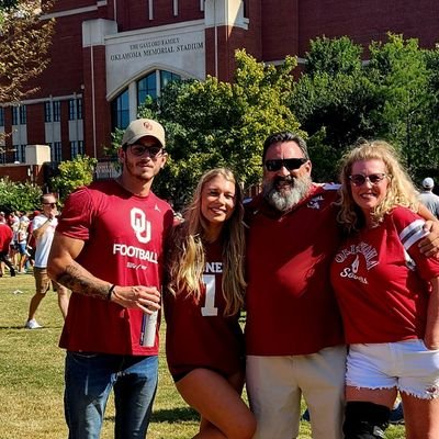 Sooner born OU fanatic 
father and grandfather
follower of Christ
happily married
Marine veteran
Patriot