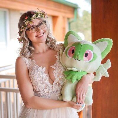 Pokémon Content Creator | Competitive TCG Player https://t.co/r7Ufy4O1ZW @bbnomula fan girl