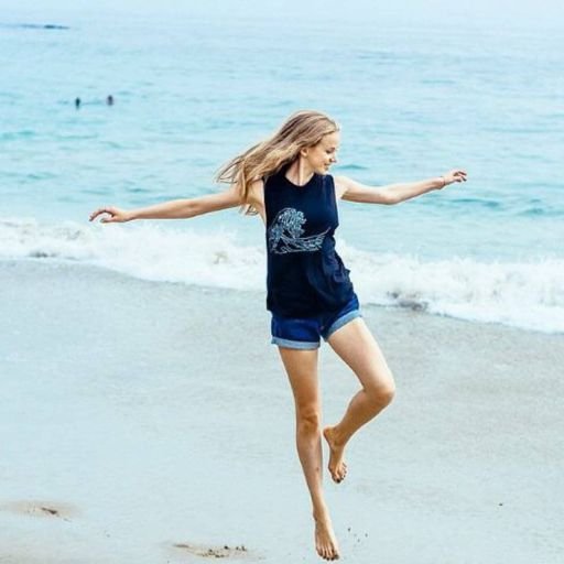 Teanu224373's profile picture. 