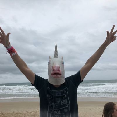 olá,
pouco juízo e pouco talento- Eu já tive tudo pra dar certo...
Derrotado.
