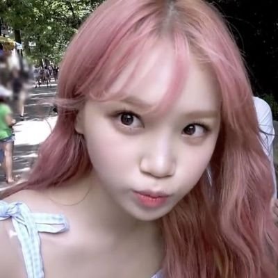 tulipbia's profile picture. Saída diretamente de um filme de romance 💕