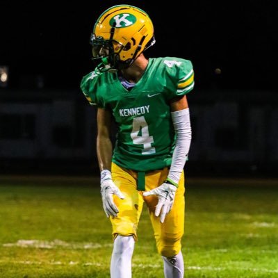 5’11 145 pounds Kennedy Highscool, La palma, CA, C/O 2024, Corner Back, huddle: https://t.co/g3pEPKFBKk