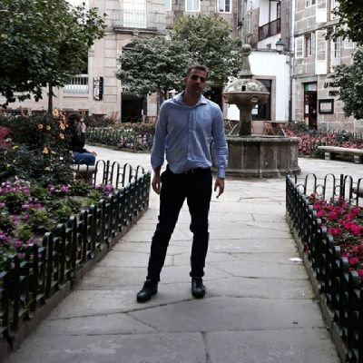 therealmelian's profile picture. Agente de Hacienda.