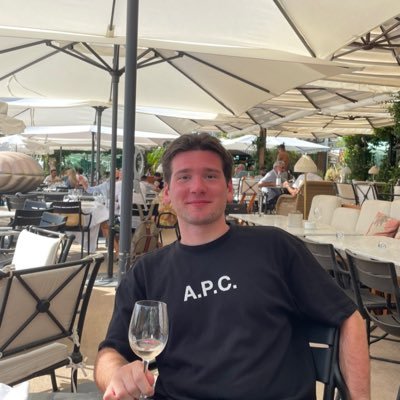 gigabytemaxi's profile picture. this is ground control to major Tom