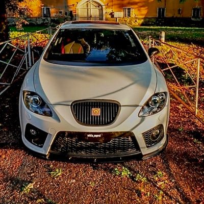 ivcek25's profile picture. hi, my name is Igor and I come from Croatia. I am 29 years old. I mostly play callofdutty on the Twitch platform. I play on Xbox with an Elite2 controller 😊