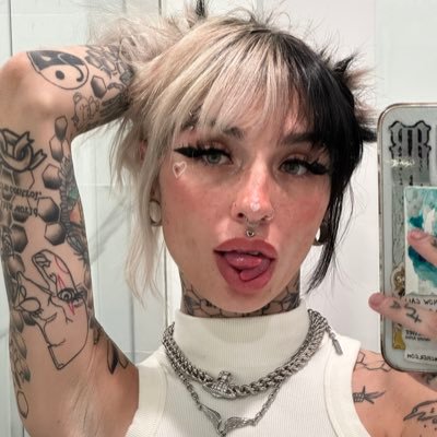 no i will not ruin your life. “suspension queen” alway$ $trive and pro$per. | mental health advocate. / black lives always matter. ( 18+ ) top 0.01% ♡ 26