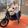 S_dubey1's profile picture. करता ही जाऊँ अनसुनी अपने ज़मीर की,

इतना भी तुझपे जिन्दगी, मरता नहीं हूँ मैं !!