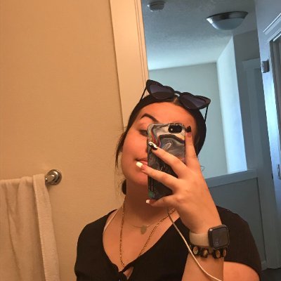 liza_john_15's profile picture. Twitch Streamer
Professional Graphic designer
