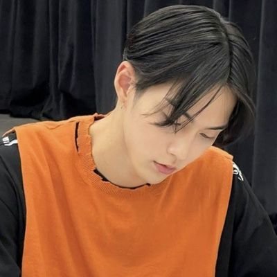 drizleafterain's profile picture. 