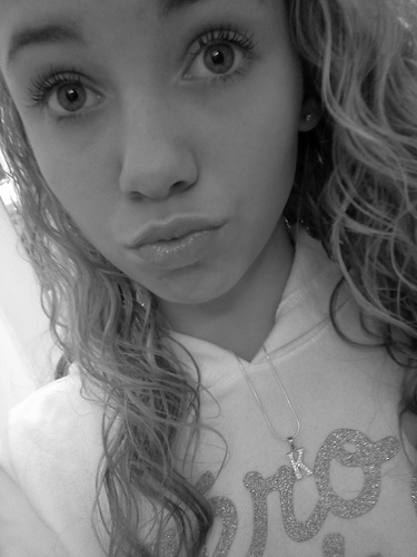 K.B.Vanover ; #Teamsingle #Teamnosleeep #Teamidgaf #Teamblondie #Teamcheerleader #Teamfollowback #teamlazy