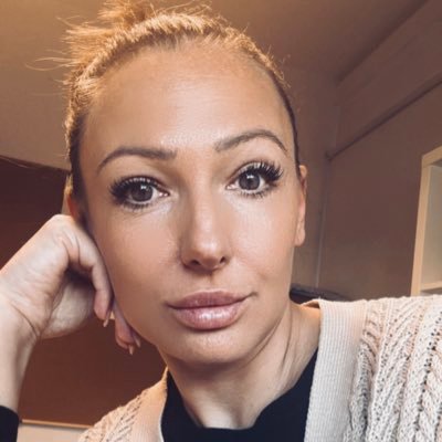 sznupa143's profile picture. 