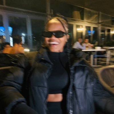 aya_nkosiii's profile picture. trust me sohlala si’moja, vele sohlala s’afford-a