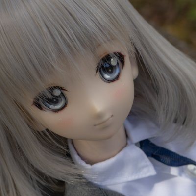 cossie0207's profile picture. バツイチほやほやの30代男だったひと。2022年2月よりドールのしおりさんと暮らしています。2023年にリンちゃんとミクNTさん分祀を受けました。ドール/ミクさん/キャンプ🏕/お裁縫🧵 -S.C.works : @scworks_doll