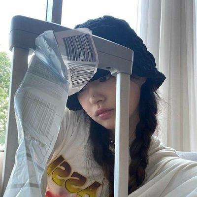 intfinityL's profile picture. cita cita;  jadi gadis #bandeong