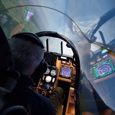 Cybeeria's profile picture. THEN: #RAF #ColdWarWarrior #IntelligenceAnalyst #Comint #Sigint
NOW: Retired, with a head full of great memories.