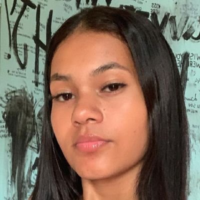 CristinaLoiane's profile picture. 