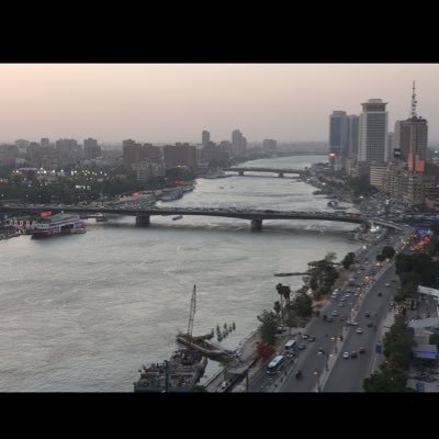 أجمل هندسه في الحياه هي بناء جسر من الأمل فوق بحر من الألم ... (أعشق النصر العالمي من الصغر) ...💛💙 🇸🇦