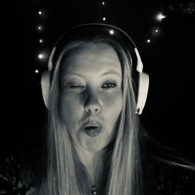 🐰Twitch Affiliate🐰 South African https://t.co/YM1ezb4pXw