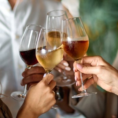 Consejo Regulador de Vinos de Jerez y Manzanilla. Queremos compartir contigo nuestra pasión por los Vinos de Jerez.