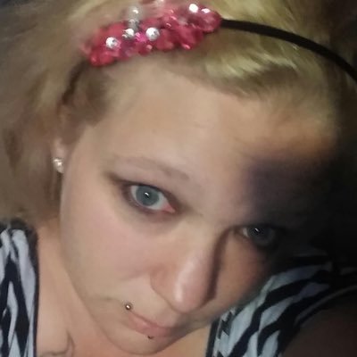 Mom of 6 in relationship with kids dad I am not new from my new account in January I had my old taken restarted a new page in January l love sweepstakes