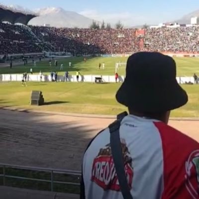 Economía & Finanzas. Nací en Arequipa, crecí en Londres pero mi corazón; así como Arequipa, es @MelgarOficial.