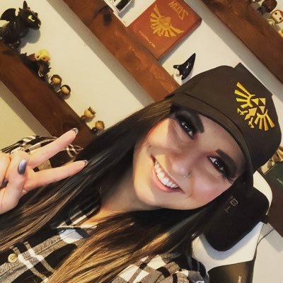 Momming and Gaming and Zelda-ing. Twitch/TikTok/YouTube: TriFelicia